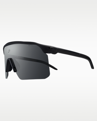 Nike+Expedition+Shield.png